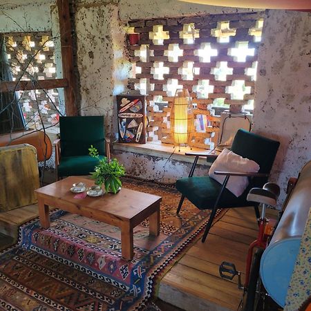 Nomads Glamp Hostel Блед Екстериор снимка
