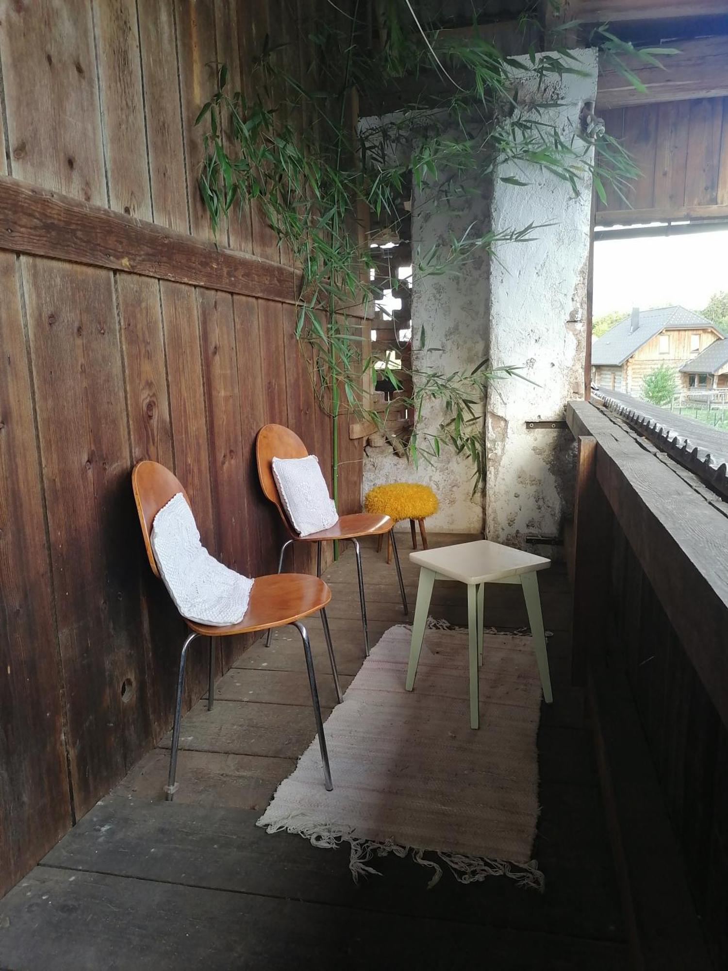 Nomads Glamp Hostel Блед Екстериор снимка